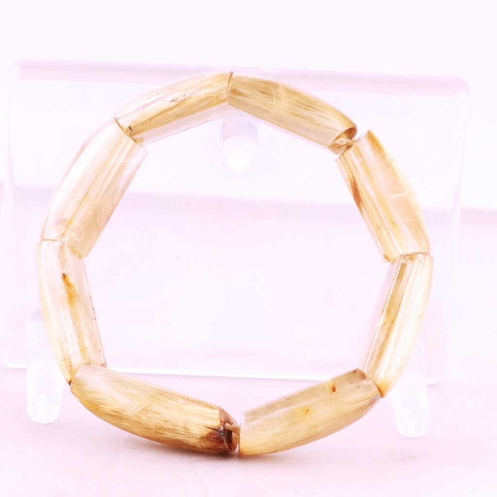 金髮晶手排